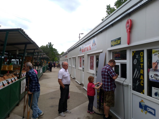 Продавцима нови локали